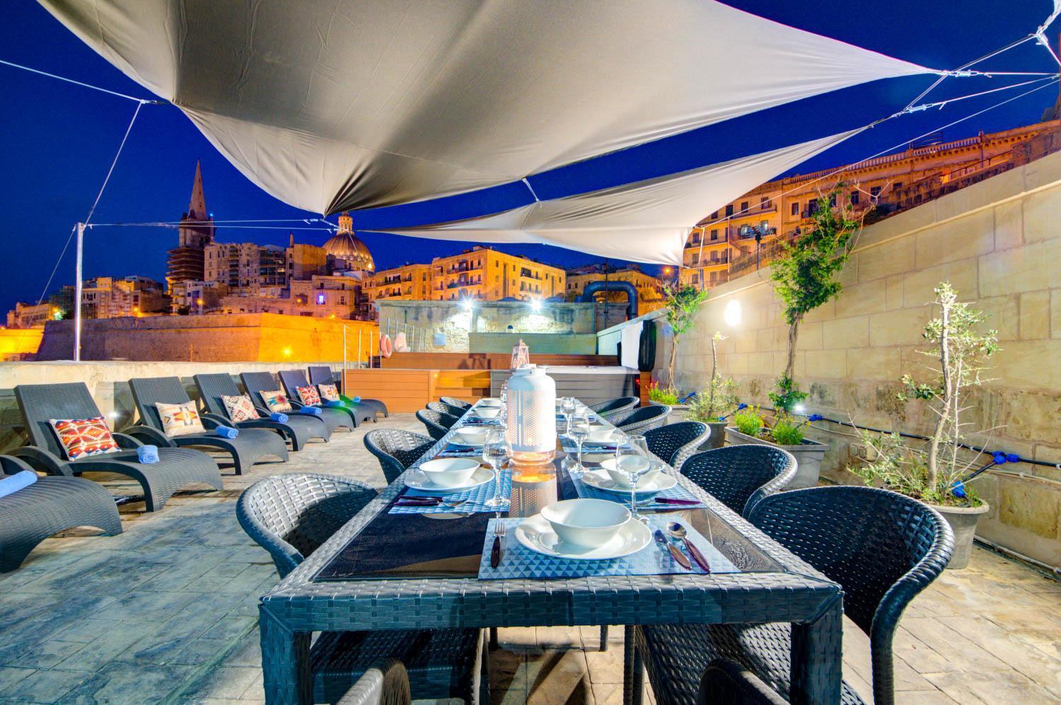 Valletta Waterfront Villa With Pool And Jacuzzi Εξωτερικό φωτογραφία